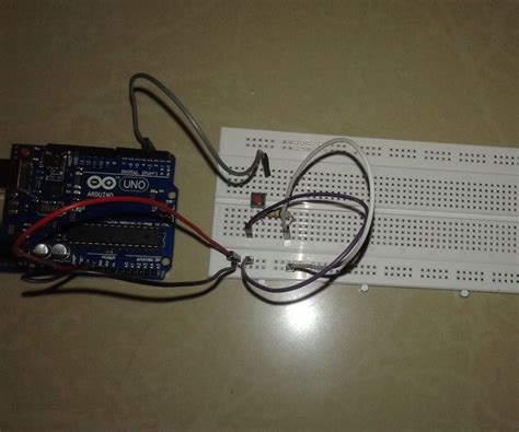 Button and LED Arduino 的图像结果