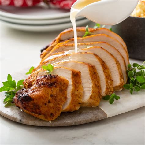Easy Air Fryer Turkey Breast: Juicy and Delicious! - Fry It