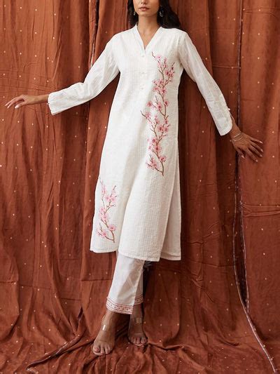 Buy Kurta Sets For Women Online 2026 – Vasansi Jaipur