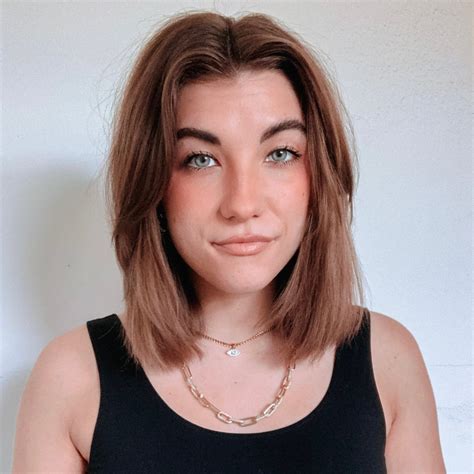 Adriana Lima Responds to Criticism Over Her Appearance