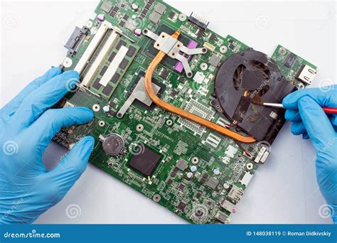 Computer maintenance Computer Cleaning 的图像结果