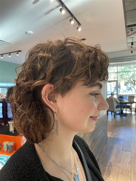 Curly mullet | Haircuts for wavy hair, Curly hair photos, Haircuts for ...