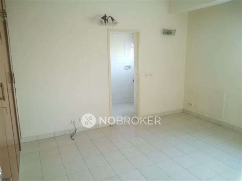 Calve Chateau Kilpauk Rent - WITHOUT BROKERAGE Semi-furnished 3 BHK ...