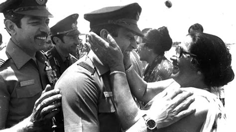 Why do Indian astronaut Rakesh Sharma's words 'Saare Jahan Se Achha ...