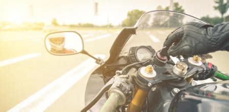 Muere un repartidor de pizza en un accidente de moto mientras trabajaba