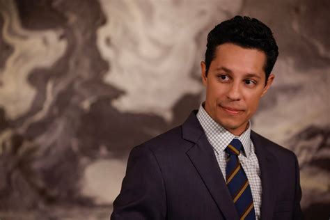 Matlock Star David Del Rio on Learning from Kathy Bates, Co-Stars