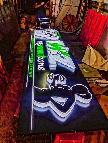 Exercise Sign Board 的图像结果