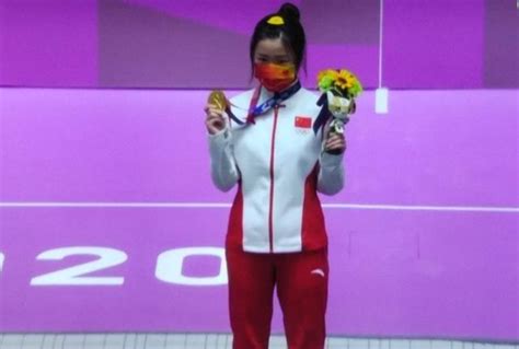 中国选手杨倩获得东京奥运会首枚金牌-新华网