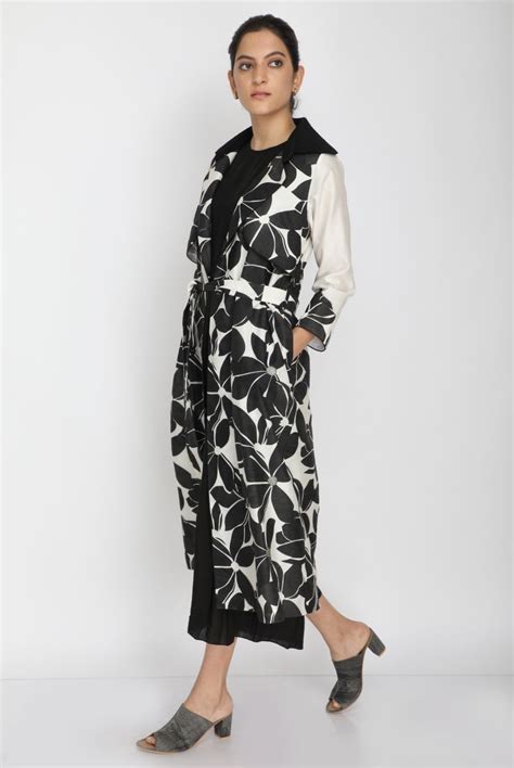 Buy - Pallavi Singh black and ivory lotus print jacket with jumpsuit ...