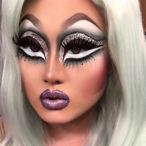 Kim Chi | Drag queen makeup, Queen makeup, Drag makeup