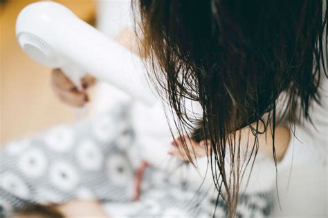 Is Wet Hair Bad at Laurence Drake blog