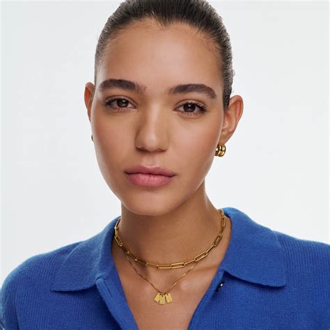 Grace Tag Initial Necklace – Name Strings