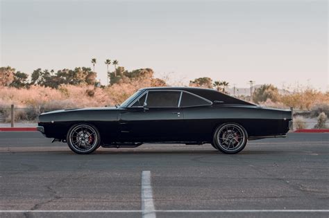 1968 Dodge Charger Mixes 392 HEMI Muscle With Tremec Manual - autoevolution