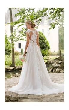 Trending Wedding Gowns by 2018 Wedding Dress Trends Trending Wedding Gowns
