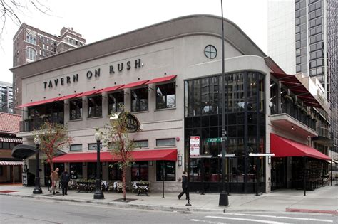 Chicago’s Gold Coast Sets Table for Row of High-End Restaurant ...