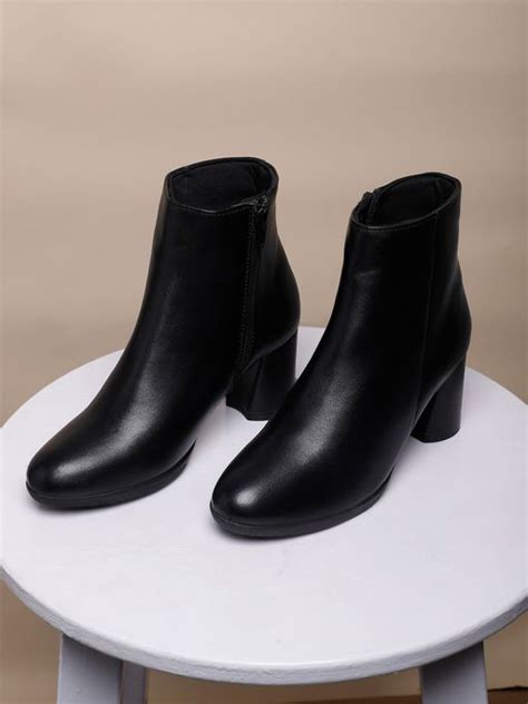Buy Stylish Boots For Women Online At Great Prices & Offers