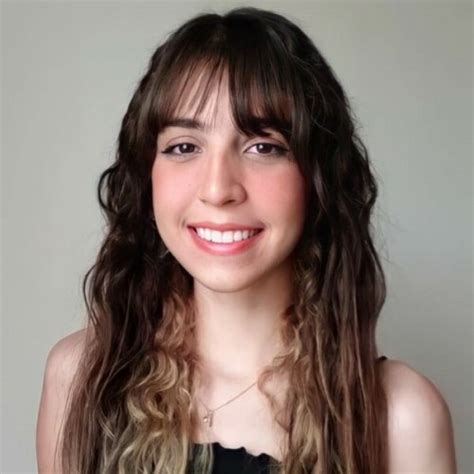 Laura - ESOL teacher - ₹777/h