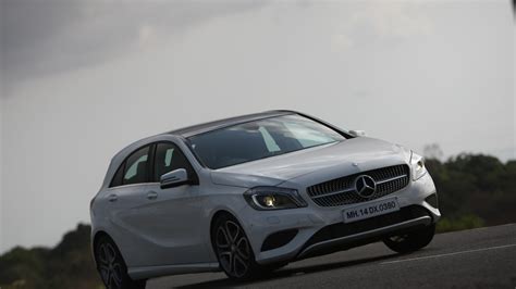 MercedesBenz-A180-sport-Exterior Car Photos - Overdrive