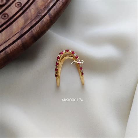 AD White and Red Stone Finger Ring – Arshis