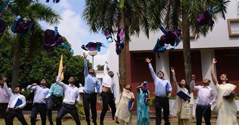 31 Firms That Went Back On Job Offers Banned From IIT Placement ...