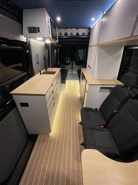 Conversion Van Builds 的图像结果