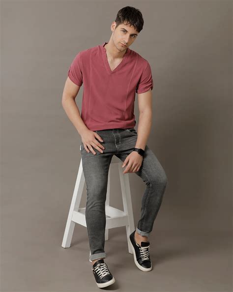 IDENTITI Men Slim Fit Mandarin Collar Solid Shirt In Peach.