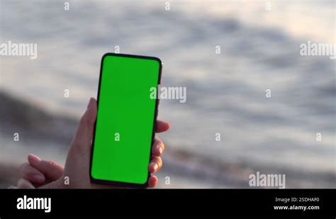 Camera Back View Green Screen 的图像结果