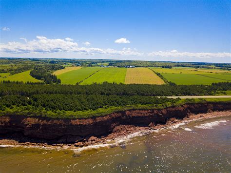 MARITIME FARMS FOR SALE | ALLAN WEEKS