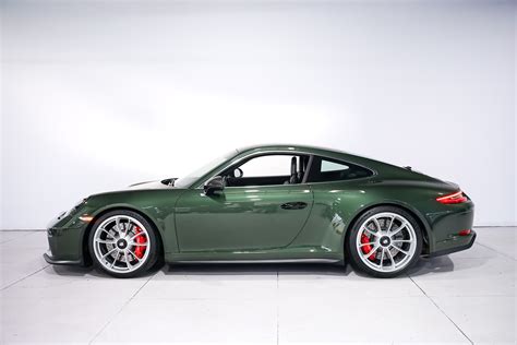 Oak Green Metallic - Porsche 911 GT3 Touring (991.2) - carpaints.co
