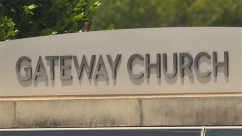 Texas megachurch founder Robert Morris pleads guilty to child sex abuse ...