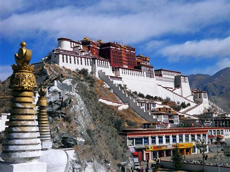 Tibet - Buddhism, Plateau, Himalayas | Britannica