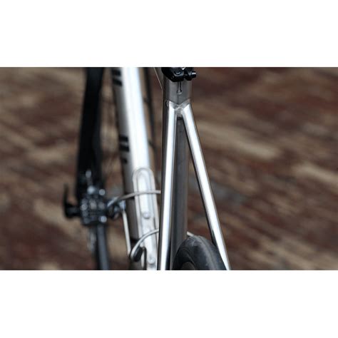 Buy Van Nicholas Skeiron Titanium Road Disc Frameset | Cyclop.in