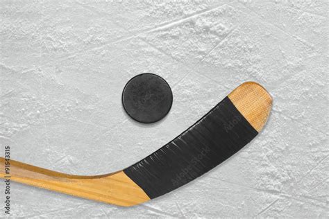 Hockey Stick and Puck 的图像结果