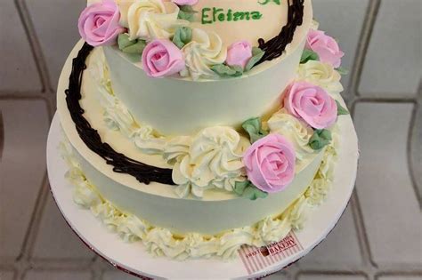 Michelle's Sweet Temptation - Wedding Cake - Lamphelpat - Weddingwire.in
