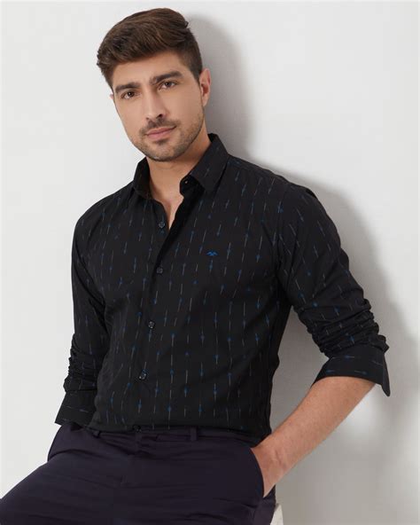 Black Printed Stripe Slim Fit Casual Shirt