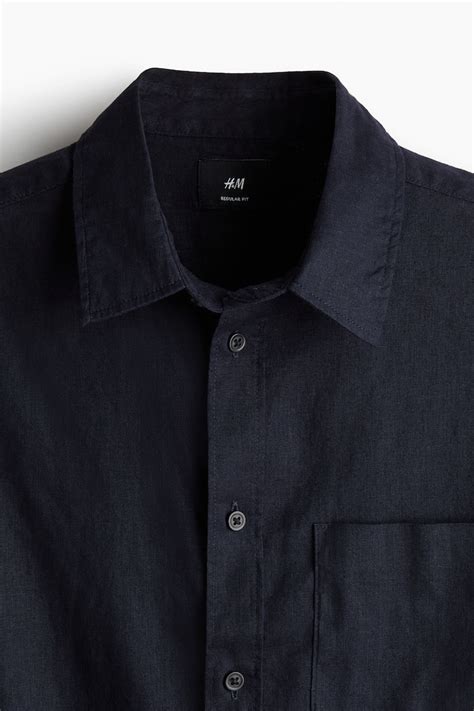 Regular Fit Linen-blend shirt - Navy blue - Men | H&M IN
