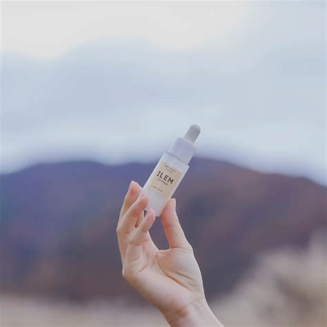 Buy Japanese Skincare Products Online | J Beauty Products - ILEM JAPAN