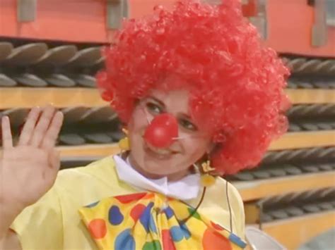 Laughter Is The Best Medicine - Sisters Dress Up As Clowns To Cheer Up ...