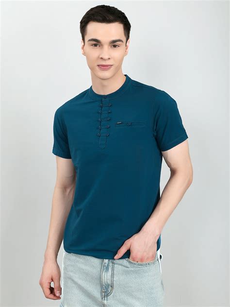 Buy Men Blue Solid Henley Neck Half Sleeve T-Shirt Online in India ...