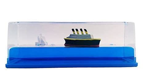 Titanic Wave Cruise Ship Fluid Drift floating boat