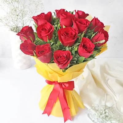 Bouquet of 15 Red Roses: Order Flowers Online | Interflora India ...