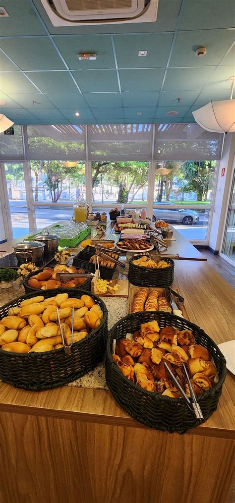 DELPHIN SURF HOTEL (Guaruja) - Hotel Reviews, Photos, Rate Comparison ...