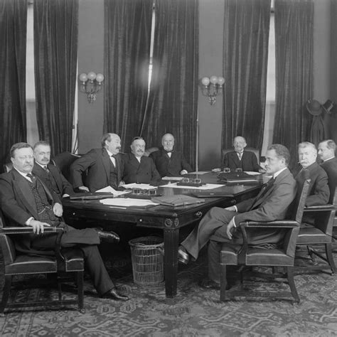 Executive Cabinet 的图像结果