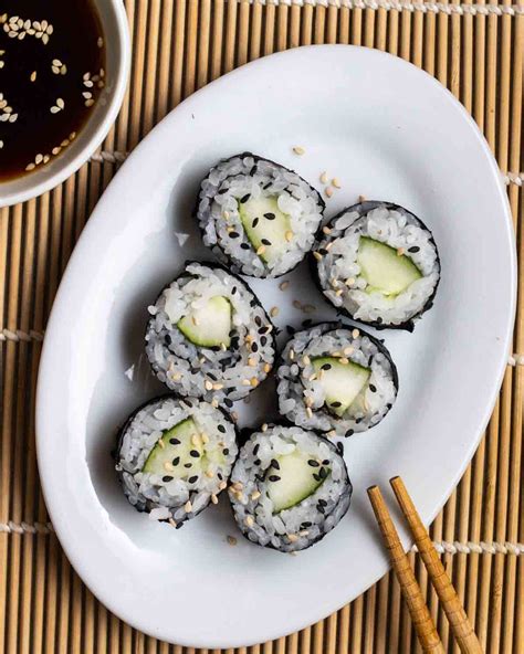 Kappa Maki (cucumber sushi rolls) – My Plantiful Cooking