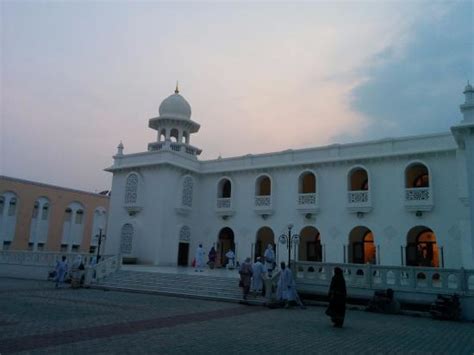 Dargah-E-Hakimi (Burhanpur) - 2021 What to Know Before You Go (with ...