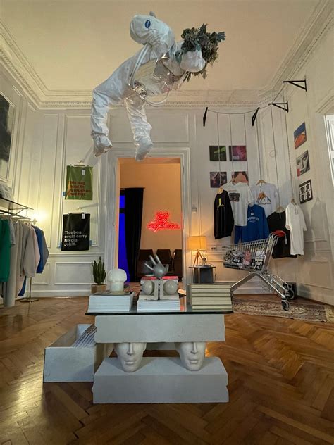 STUDIO PORTFOLIO (2025) All You Should Know BEFORE You Go (w/ Reviews)