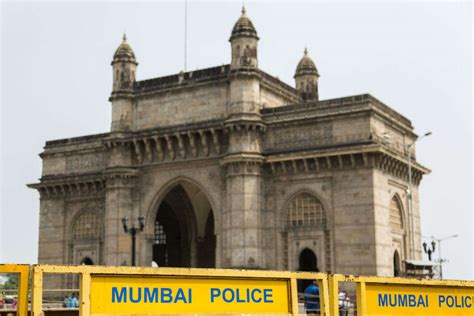 Mumbai Police bans group tours; pubs, dance bars shut till March 31 ...