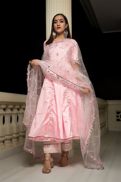 5 Beautiful Jaipur Kurti Palazzo Set Designs | Herzindagi