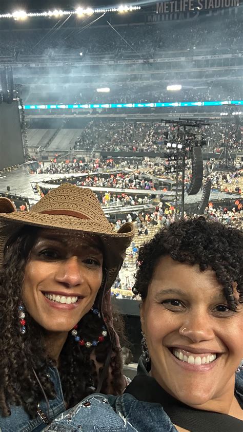 Jess | Literary Intersections (@literaryintersections) • Instagram ...