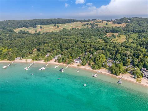 Summer House | Crystal Lake, MI | Terra Innovations